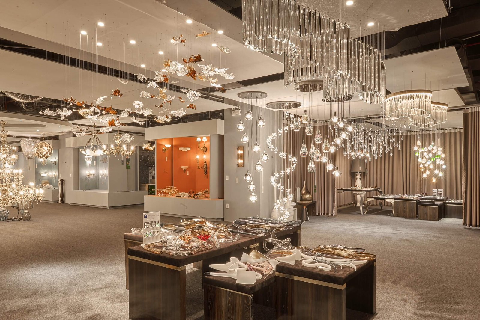 TTD Lighting tung nhiều ưu đãi đặc biệt dịp “Khai trương siêu thị đèn trang trí châu Âu” đầu tiên tại Hà Nội