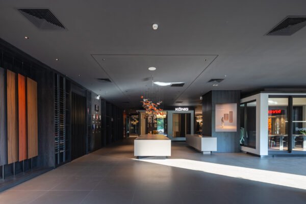 showroom r1 td lighting