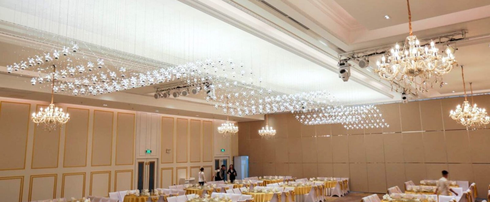 Dự án 33 Đèn thả Hoa Mai thiết kế Mialuxy