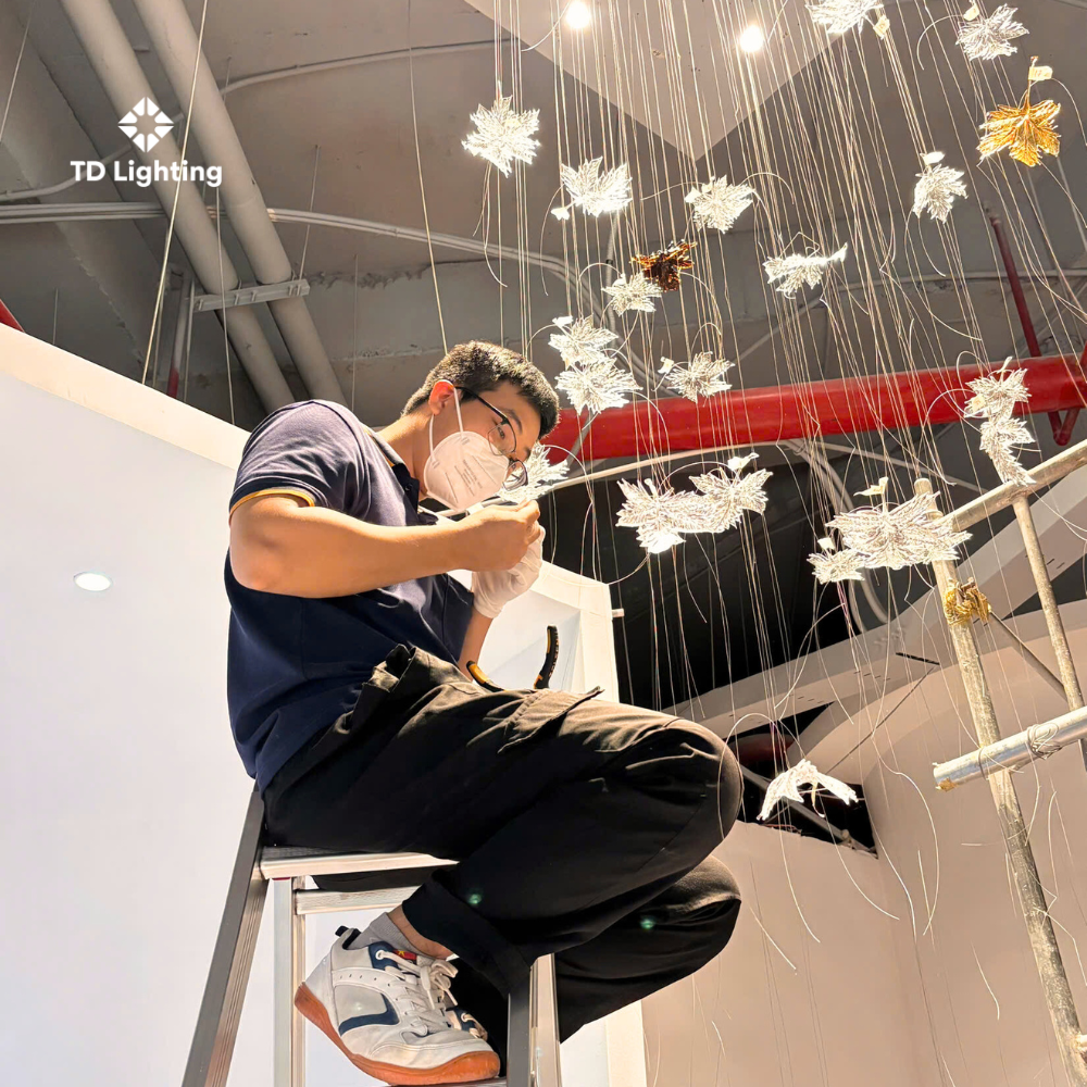 Lắp đặt và Bảo trì Đèn Châu Âu - Giữ trọn vẻ đẹp và giá trị của ánh sáng đẳng cấp 12 Lắp đặt và Bảo trì Đèn Châu Âu - Giữ trọn vẻ đẹp và giá trị của ánh sáng đẳng cấp