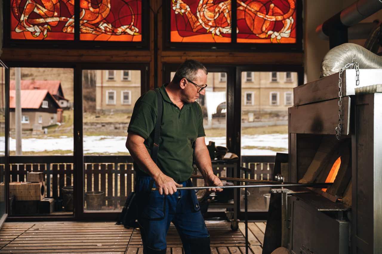 Martin Stefanek - Người Thổi Hồn Vào Pha Lê Bohemia Và Nghệ Thuật Ánh Sáng 6 Martin Stefanek - Người Thổi Hồn Vào Pha Lê Bohemia