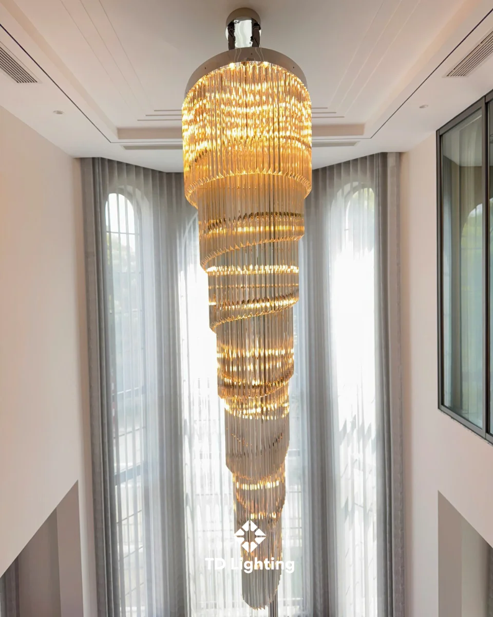 Đèn chùm pha lê thông tầng - kiến tạo không gian sống hiện đại