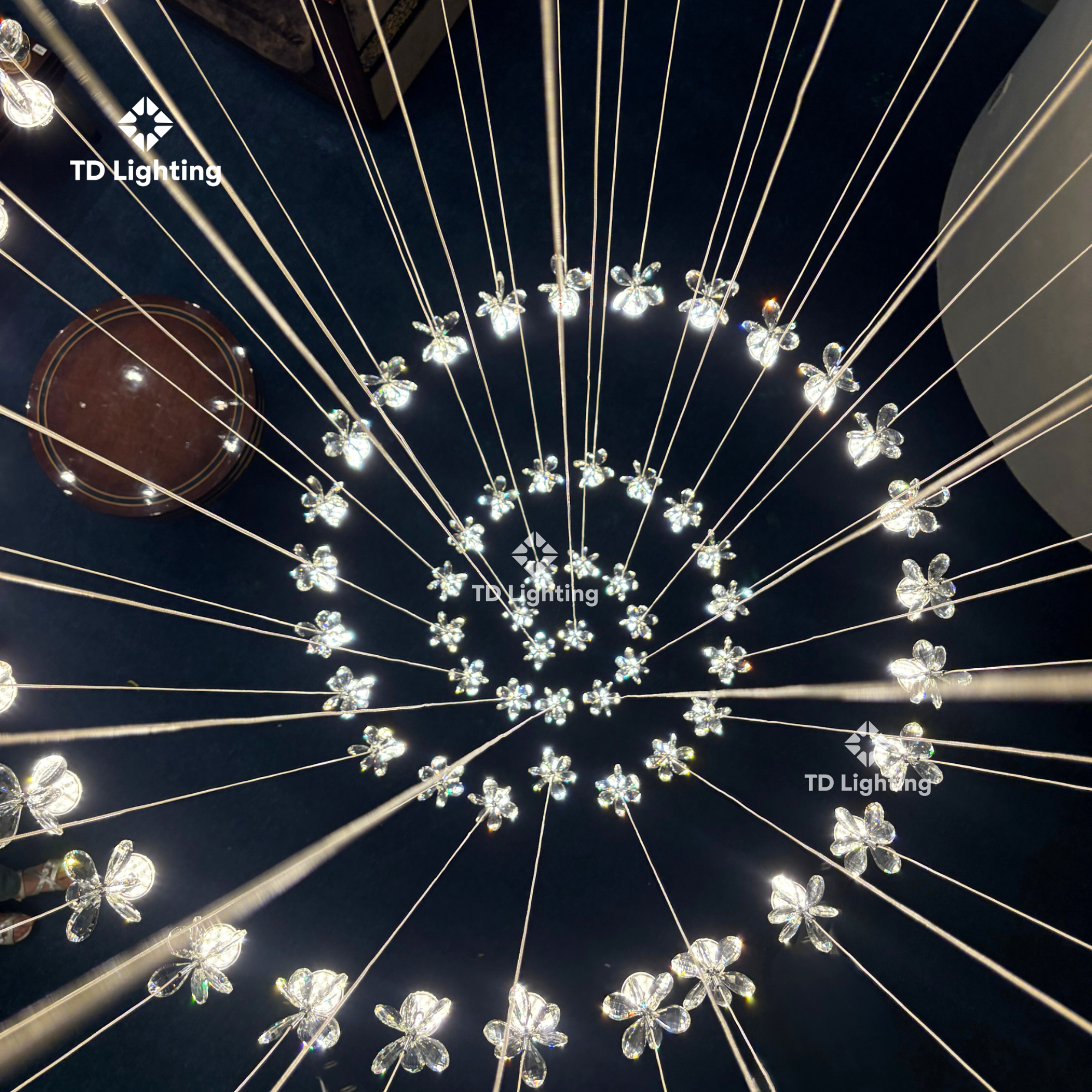 Đèn thả thiết kế Hoa Mai 3 Đèn thả thiết kế Hoa Mai (2)