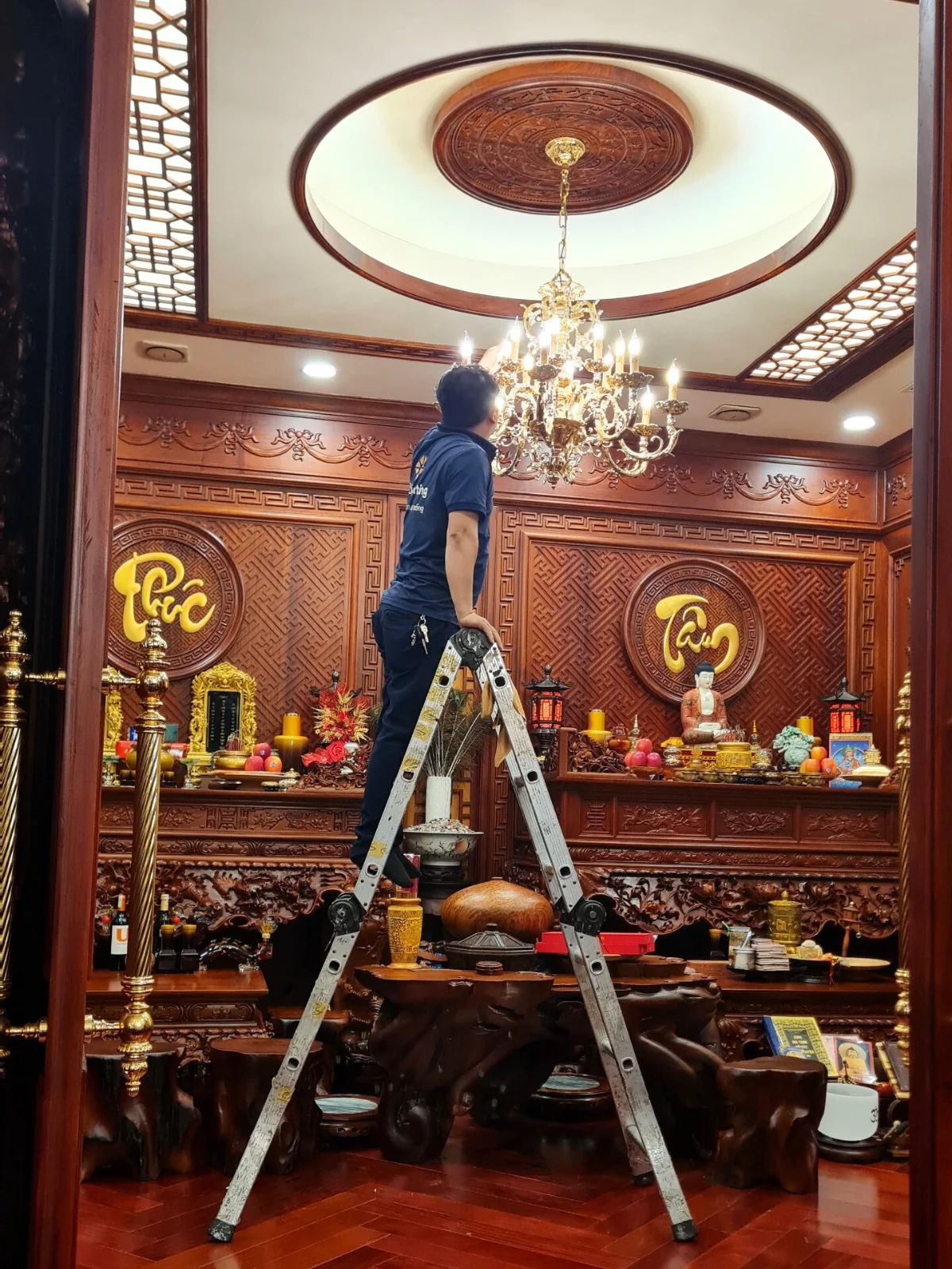 Điểm chạm thăng hoa của ánh pha lê trong không gian truyền thống