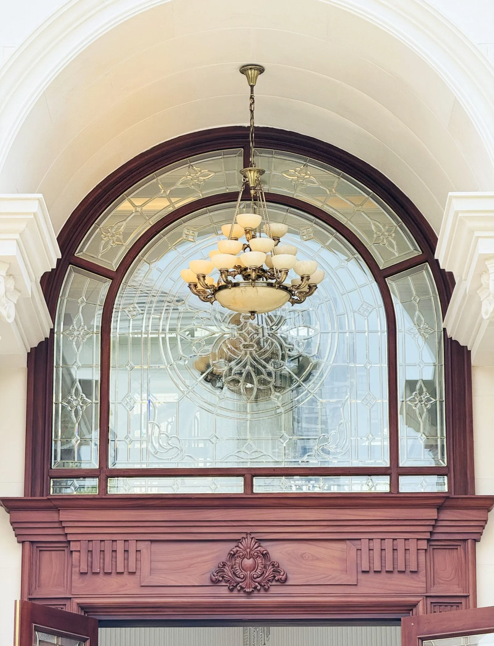 Tinh hoa pha lê Wranovsky, điểm nhấn cho phong cách Tân Cổ Điển 5 Tinh hoa pha lê Wranovsky, điểm nhấn cho phong cách Tân Cổ Điển