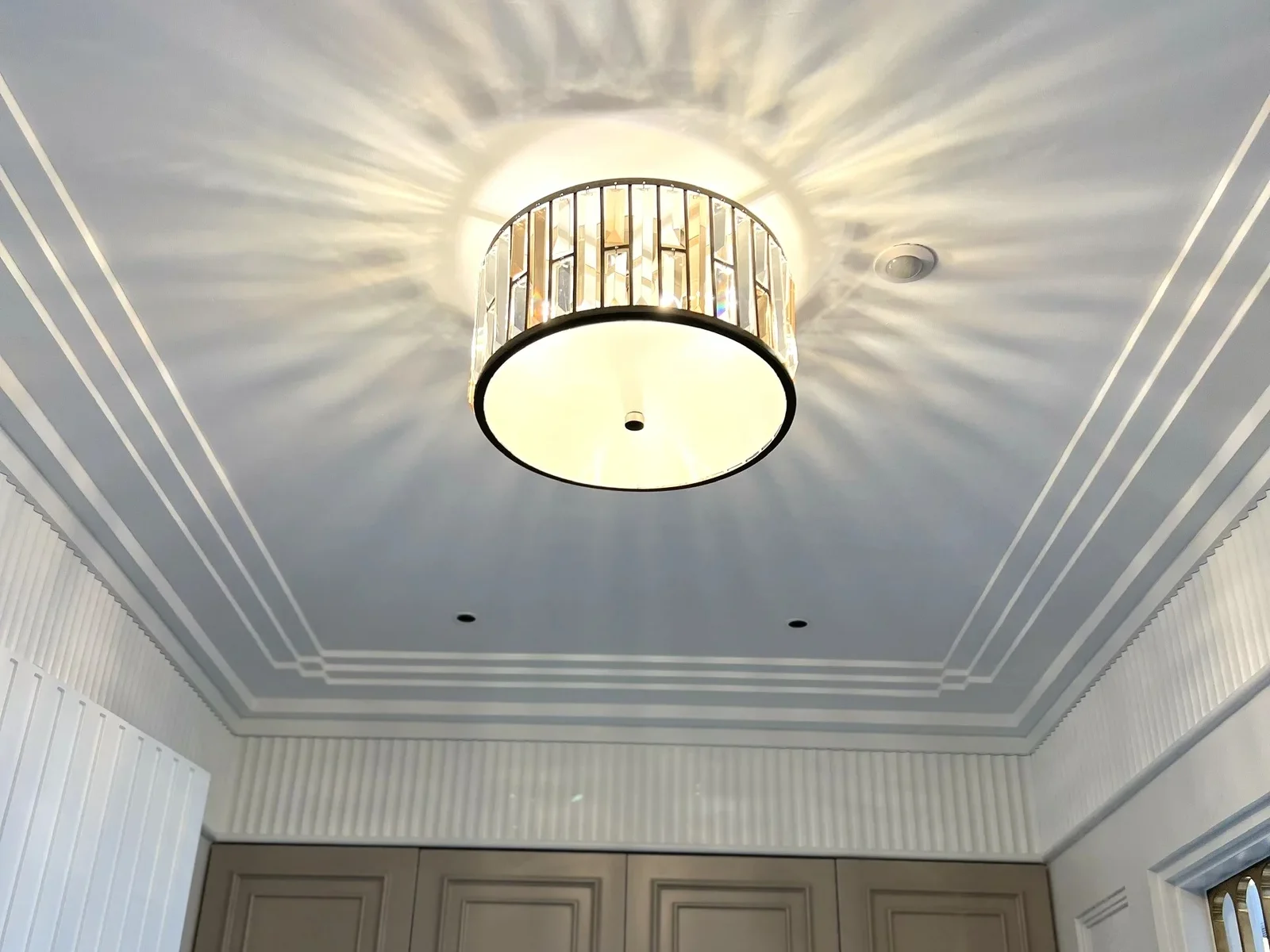 Đèn thả trần ELSTEAD - Nghệ thuật ánh sáng đương đại 4 Đèn thả trần ELSTEAD - Nghệ thuật ánh sáng đương đại