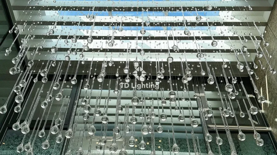 Đèn trang trí Bespoke "Sương mai gọi nắng" tại Biệt Thự thông tầng Hà Nội