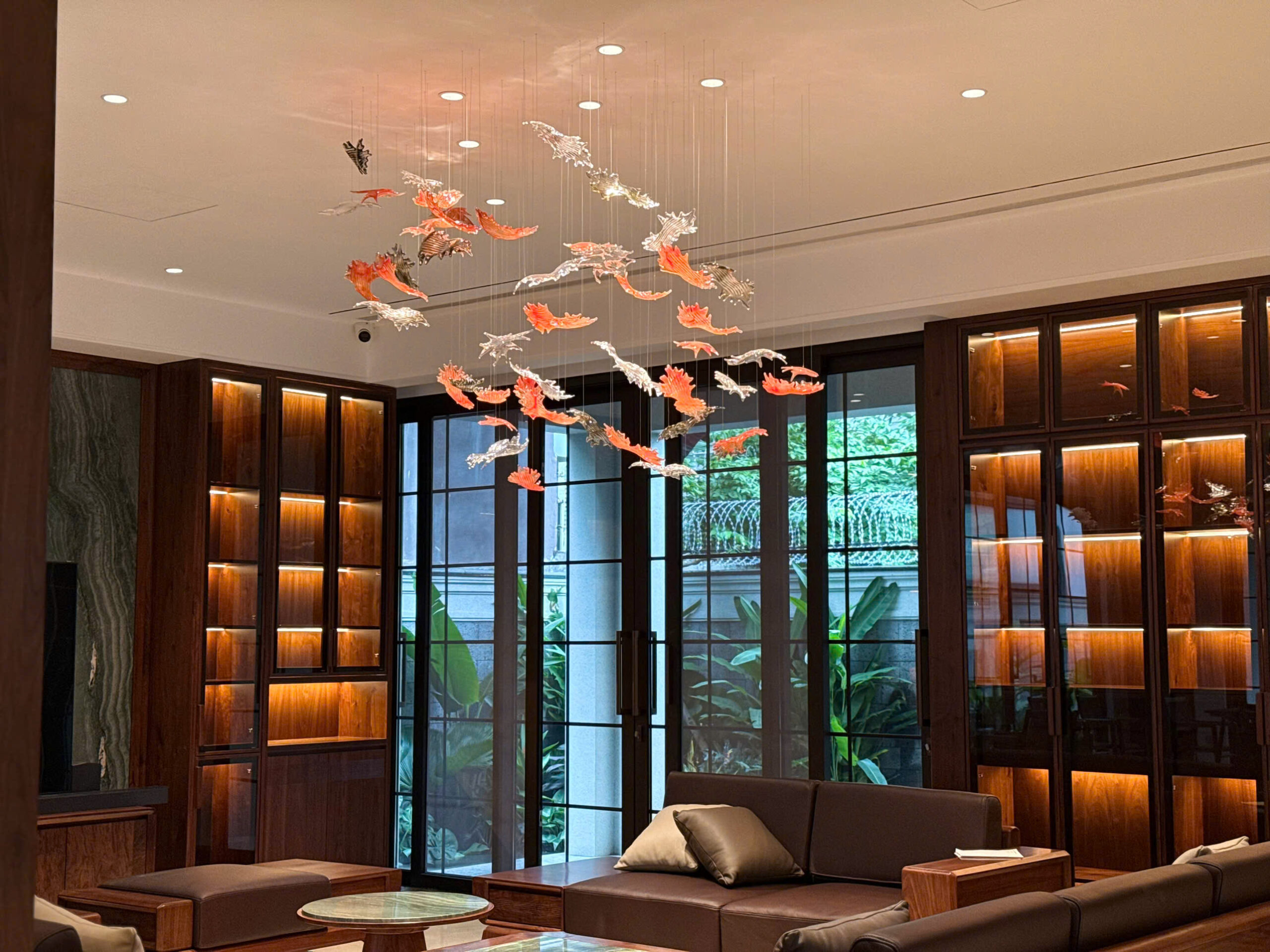 Đèn Thiết Kế Petalume - Ánh Sáng Mang Vẻ Đẹp Thiên Nhiên Vĩnh Cửu