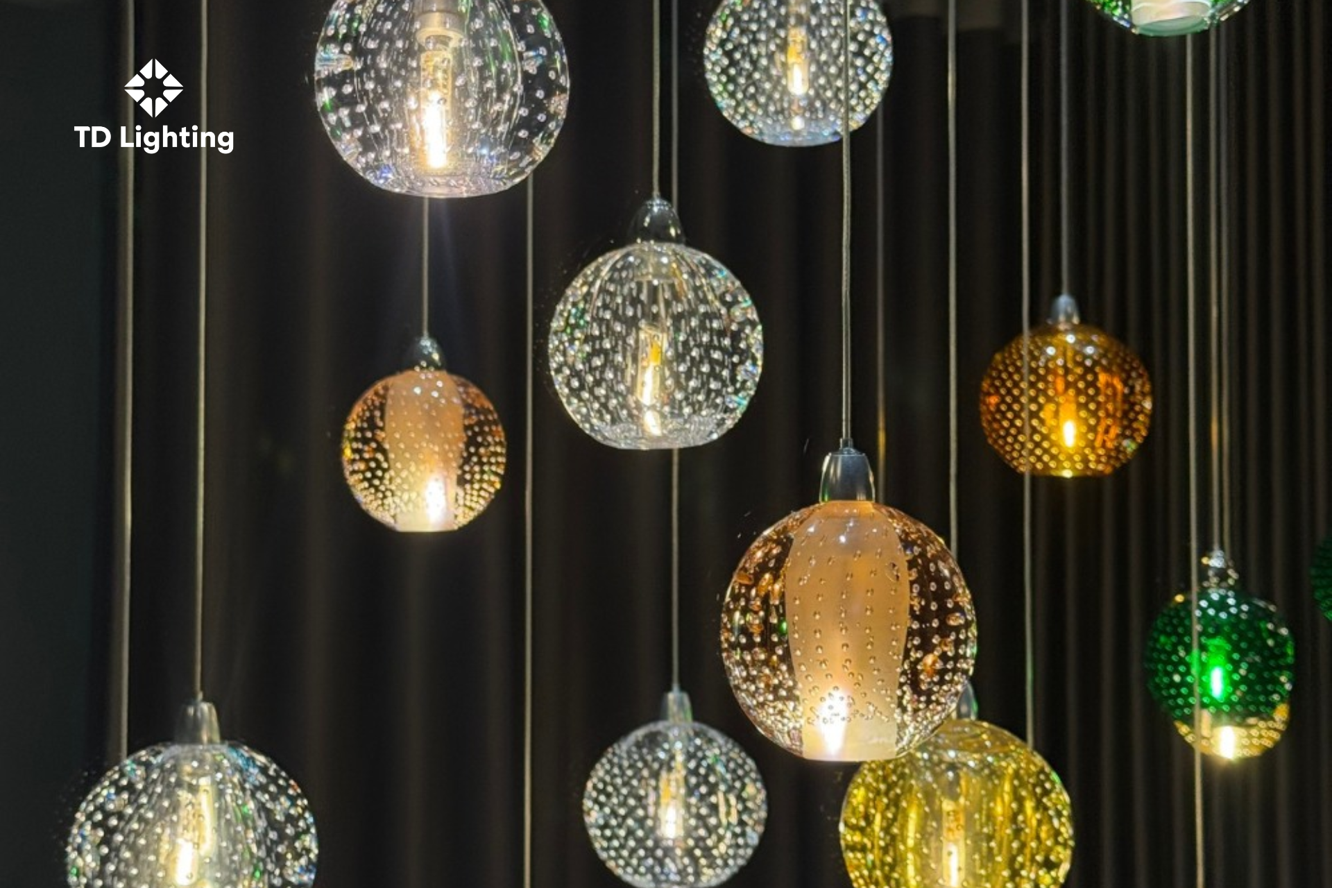 Den Thiet Ke Nghe Thuat Thay Doi Cam Xuc Va Dinh Hinh Khong Gian Song 5