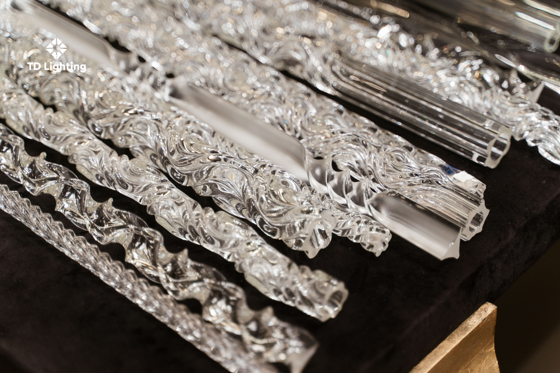 Giải Mã Giá Trị Đèn Thiết Kế Châu Âu – Tại Sao Đèn Thiết Kế Luôn Giữ Giá?