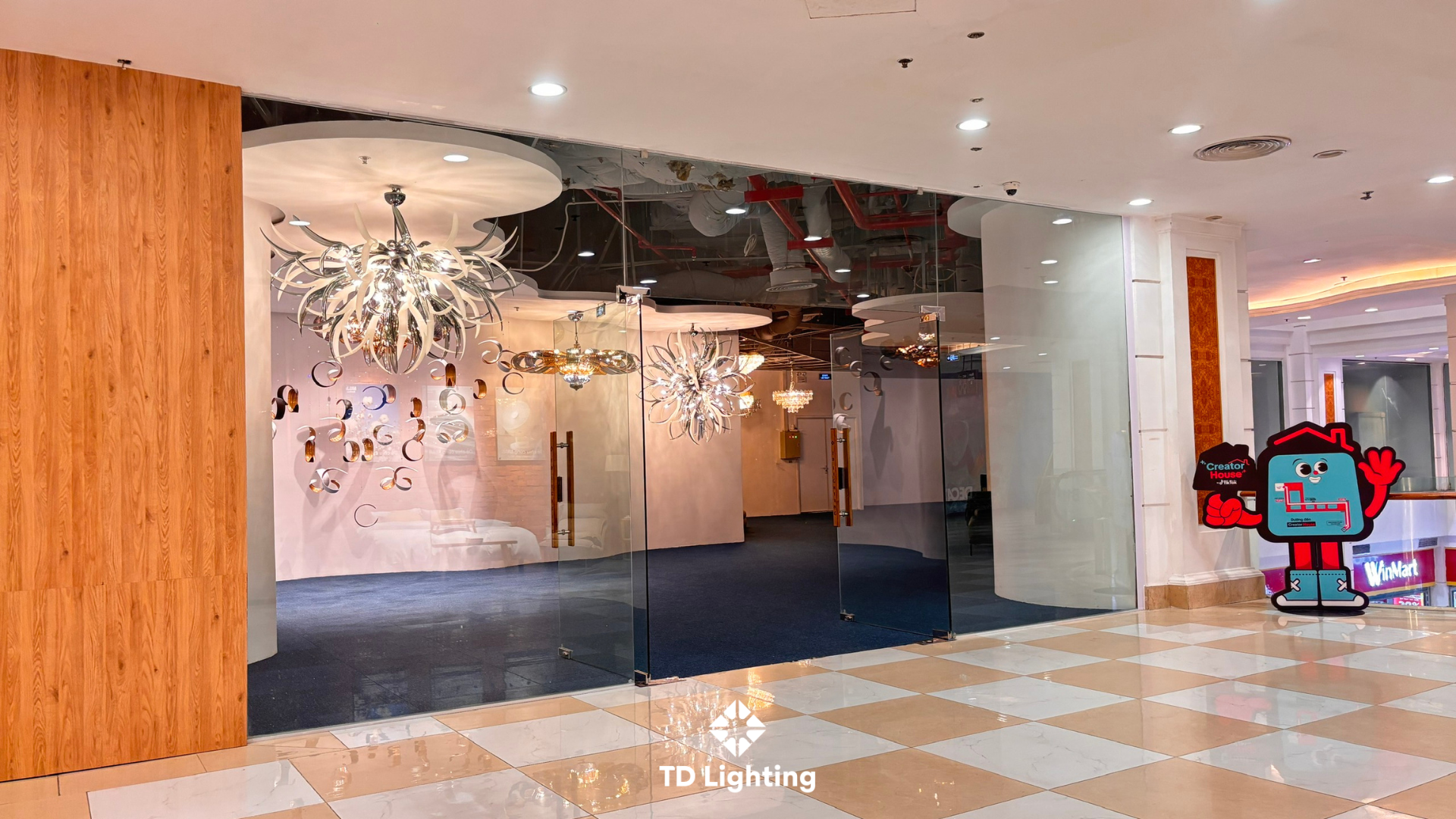 showroom td lighting vincom royal city