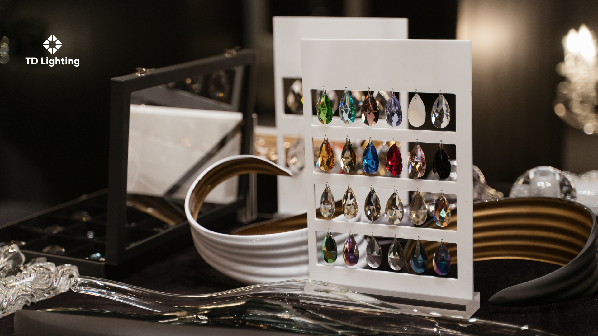 showroom td lighting vincom royal city