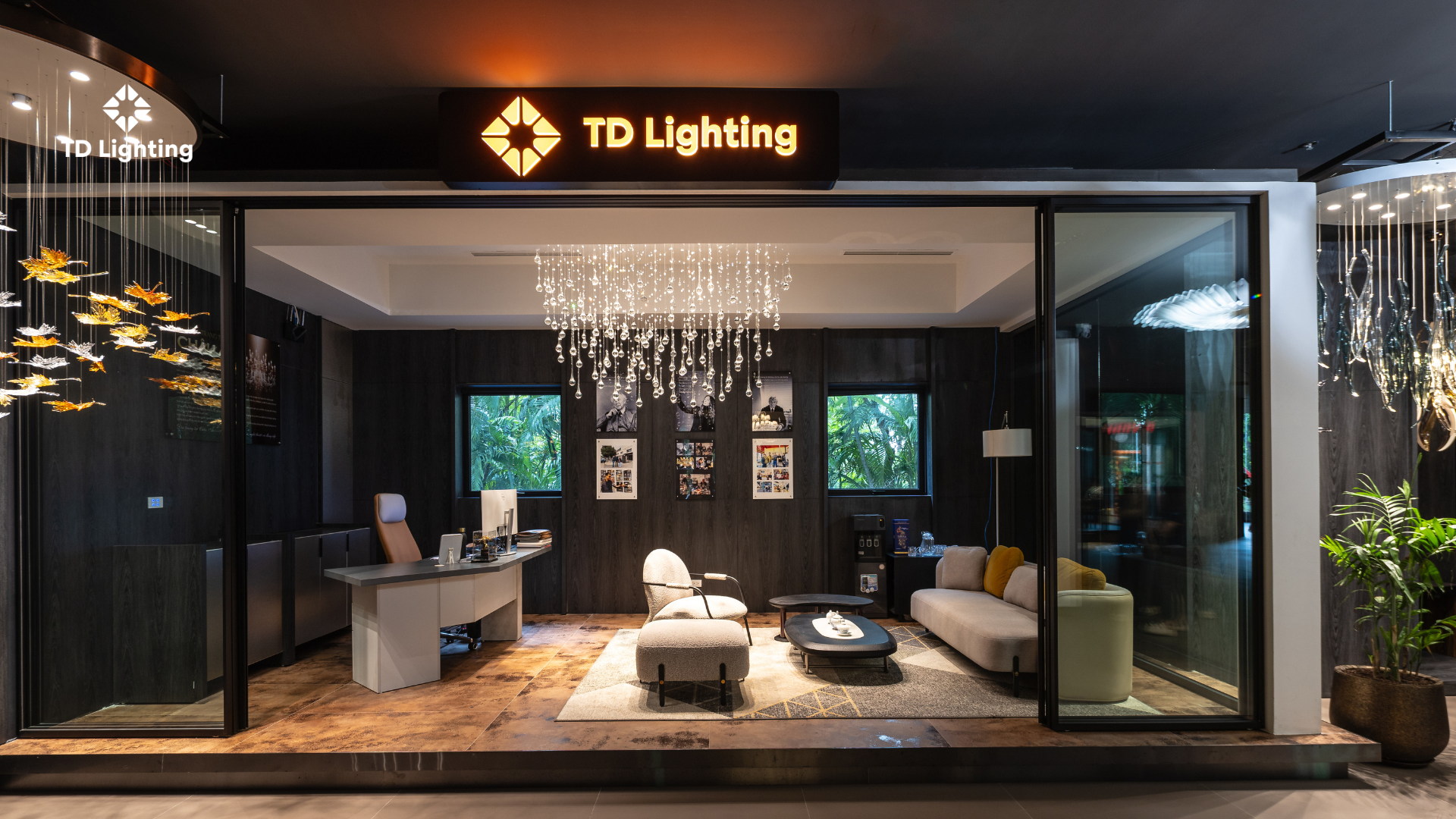 showroom td lighting vincom royal city