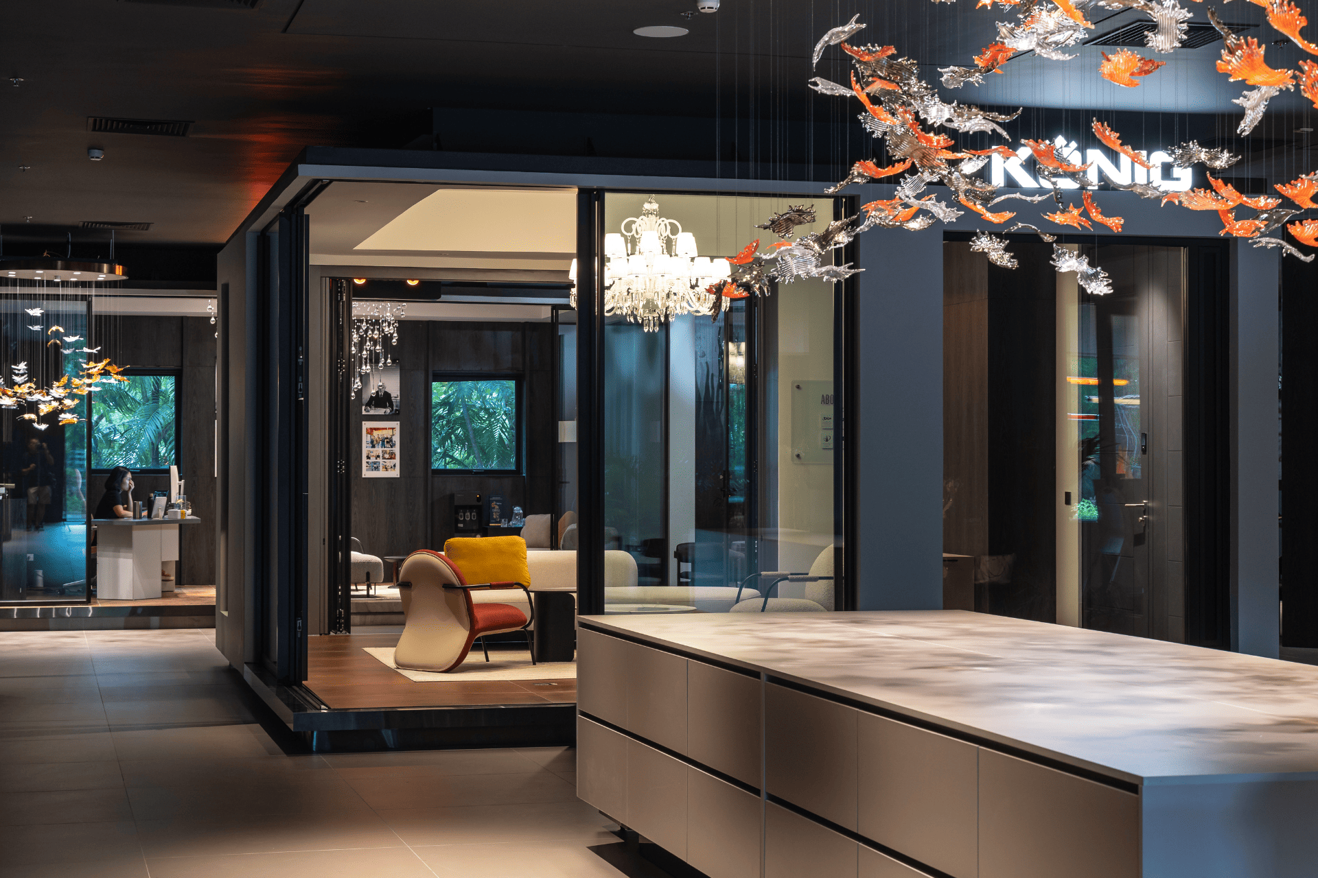 showroom td lighting vincom royal city (6)