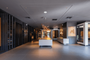 showroom td lighting vincom royal city (6)