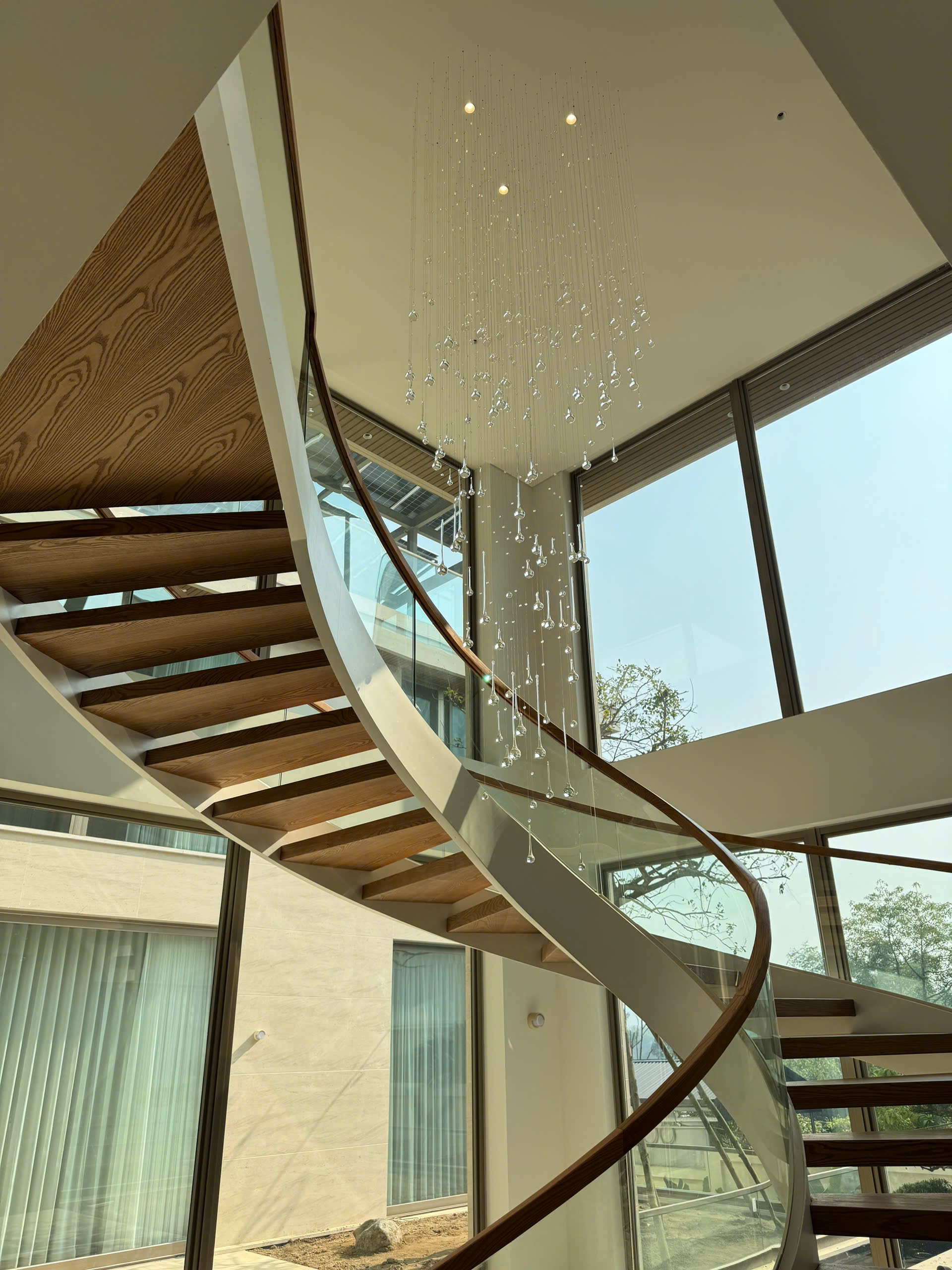 đèn thiết kế giọt nước